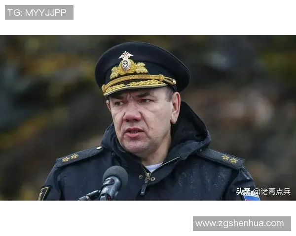 足球明星海军上将的传奇人生与球场之外的荣耀探索